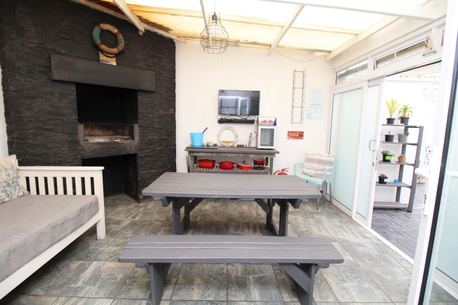 3 Bedroom Property for Sale in Paternoster Western Cape